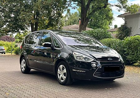 Ford S-Max 2.0 TDCi Titanium Automatik/Leder/Panorama