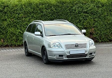 Toyota Avensis Kombi 1.8 Sol