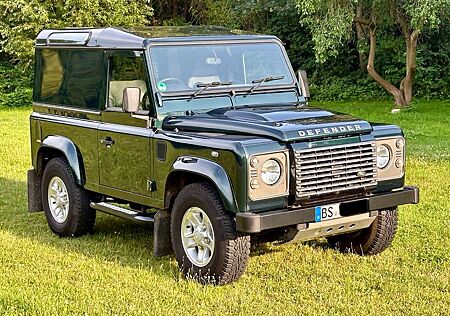 Land Rover Defender 90