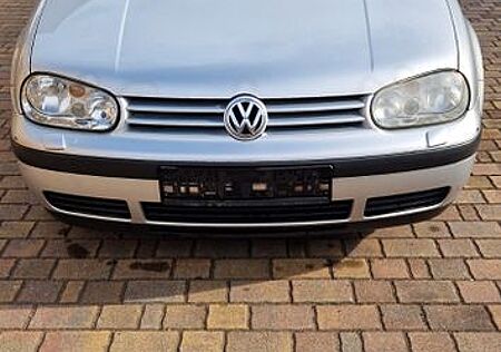 VW Golf Volkswagen 1.9TDI 74kW Variant