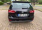 VW Golf Volkswagen VII 7 Variant Comf. BMT/ACC/Navi/Massa