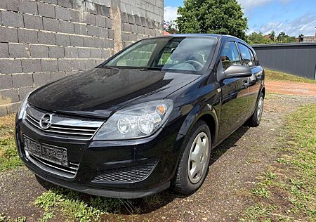 Opel Astra H Lim. Basis