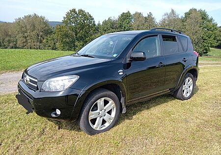 Toyota RAV 4 2.2-l-D-CAT 4x4