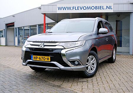 Mitsubishi Outlander 2.0 PHEV Business Edition Aut.Navi|Hal