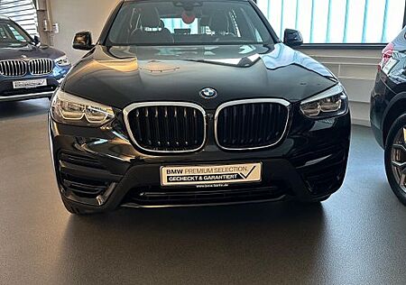 BMW X3 xDrive20i ADVANTAGE | PANO | SZH | Sportsitze