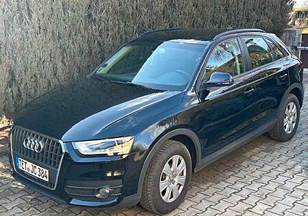Audi Q3 2.0 TDI scheckheftgepflegt