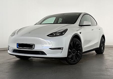Tesla Model Y Long Range/ AWD/ Enhanced Autopilot