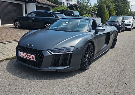 Audi R8 Spyder 5.2 FSI-1 Hd-Unffr-Scheckh.-Carbonausf