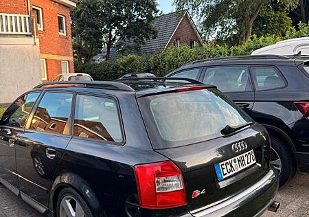 Audi S4 4.2 V8 quattro tiptronic Avant -