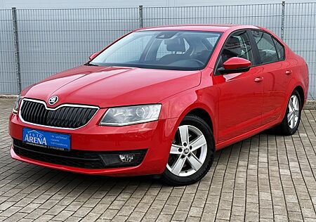 Skoda Octavia Elegance LEDER,NAVI,SPUR,ACC,8xALU,4xSHZ