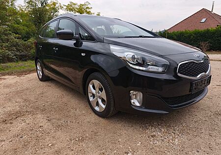 Kia Carens 1.7 CRDi Vision Unfalfrei garantiertes km