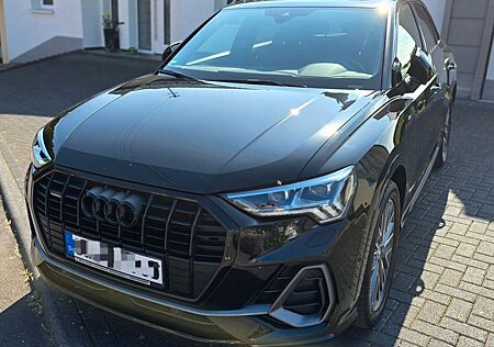 Audi Q3 S-Line/Pano/RFK/B&O/Matrix/virtuell/Sport