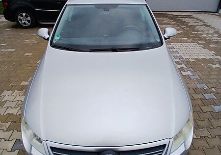 VW Passat Variant Volkswagen 2.0 TDI DPF DSG R-Line Editio...
