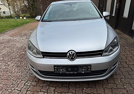 VW Golf Volkswagen 1.6 TDI BlueMotion Mit neuen TÜV