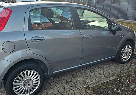 Fiat Punto EVO , TÜV neu, nur 120465km