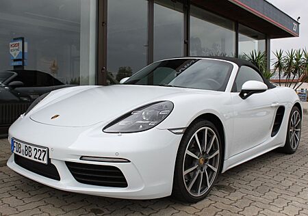 Porsche 718 Boxster Cabrio Basis, 20'' PDK Sport Abgas