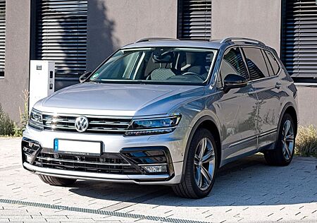 VW Tiguan Allspace Volkswagen R-LINE 2.0 TDI - DSG 4MOT STD-Hz