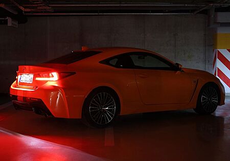 Lexus RC F F ADVANTAGE