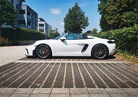 Porsche Boxster Spyder * BOSE * CARBON SCHALE * ALCANTAR