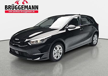 Kia Cee'd CEED 1.5 T-GDI DCT7 ULTIMATE EDITION MJ25