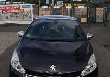 Peugeot 208 1.6 XY 120 VTi XY