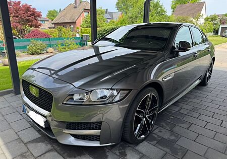 Jaguar XF 20d AWD 180PS R-Sport Automatik