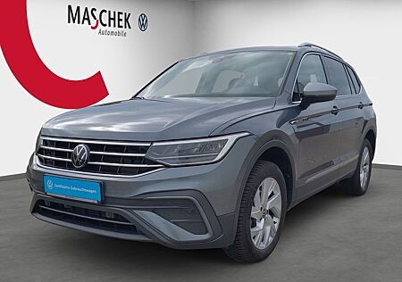 VW Tiguan Allspace Volkswagen Life 2.0 TDI AHK Navi 7-Sitze Si