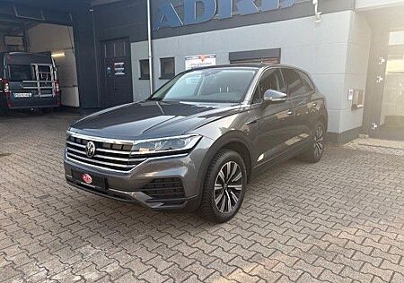 VW Touareg Volkswagen 4Motion, Navi,Alu,PDC,LED,AHK Schwenkbar