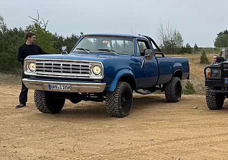 Dodge RAM W100 Power Wagon Schalter V8 4x4 Allrad