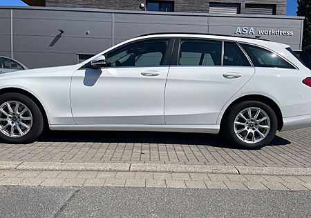 Mercedes-Benz C 200 d T Autom. -