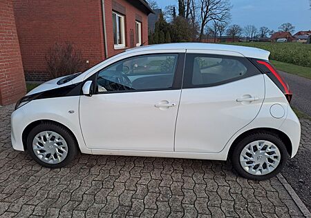Toyota Aygo (X) Aygo