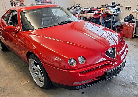 Alfa Romeo GTV 2.0 V6 T V6