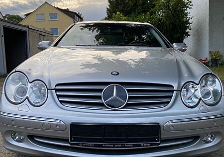 Mercedes-Benz CLK 320 ELEGANCE / Keyless Go / Vollausstattung