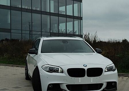BMW 525d xDrive Touring -
