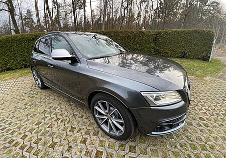 Audi SQ5 3.0 TDI Tiptr. quattro Standhzg. AHK