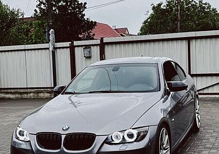 BMW 335i Coupé -