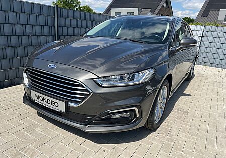 Ford Mondeo Turnier Titanium AWD AHK Standhzg Pano