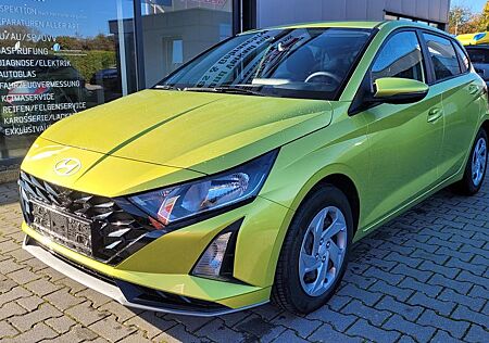 Hyundai i20 Comfort*Navi*PDC*Cam*VCockpit*Klima