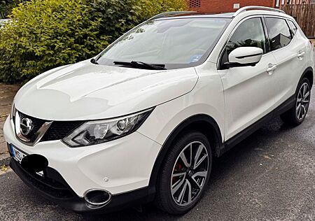 Nissan Qashqai 1.6 dCi DPF 360° 360°