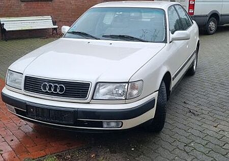 Audi 100