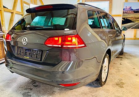 VW Golf Volkswagen VII Variant Comfortline TÜV/AU Neu/Sitzh.