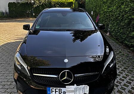 Mercedes-Benz A 160 - Sitzheizung, LED Tagfahrlicht + Scheinwe
