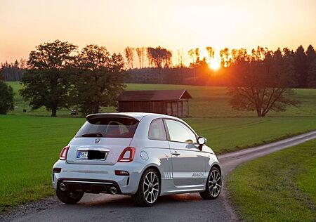 Abarth 595 Turismo - Akrapovic