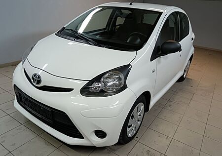 Toyota Aygo (X) Aygo AYGO Basis