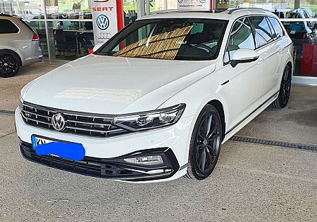 VW Passat Variant Volkswagen 2.0 TSI OPF DSG 4MOTION Elega...