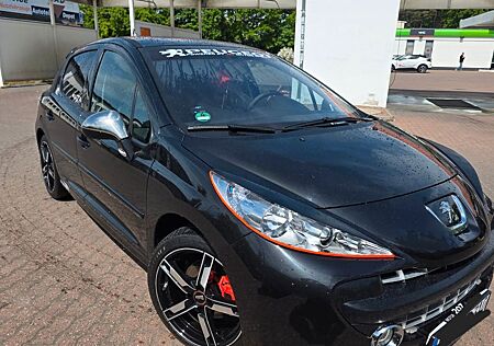Peugeot 207 150ps Turbo mit TÜV vieles neu gemacht