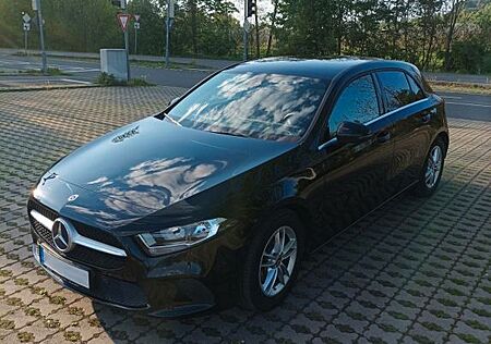 Mercedes-Benz A 180 d -SHZ Klima Navi