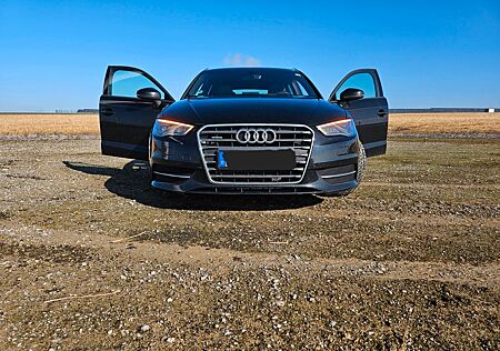 Audi A3 2.0 TDI S tronic quattro S line Sportb. S...