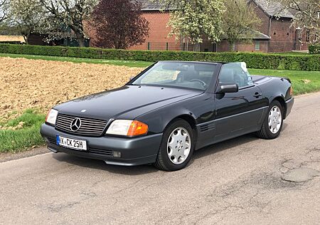 Mercedes-Benz SL 500 500 SL in Blauschwarz
