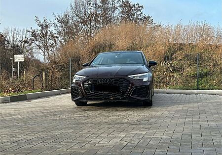 Audi S3 TFSI S tronic quattro Sportback -